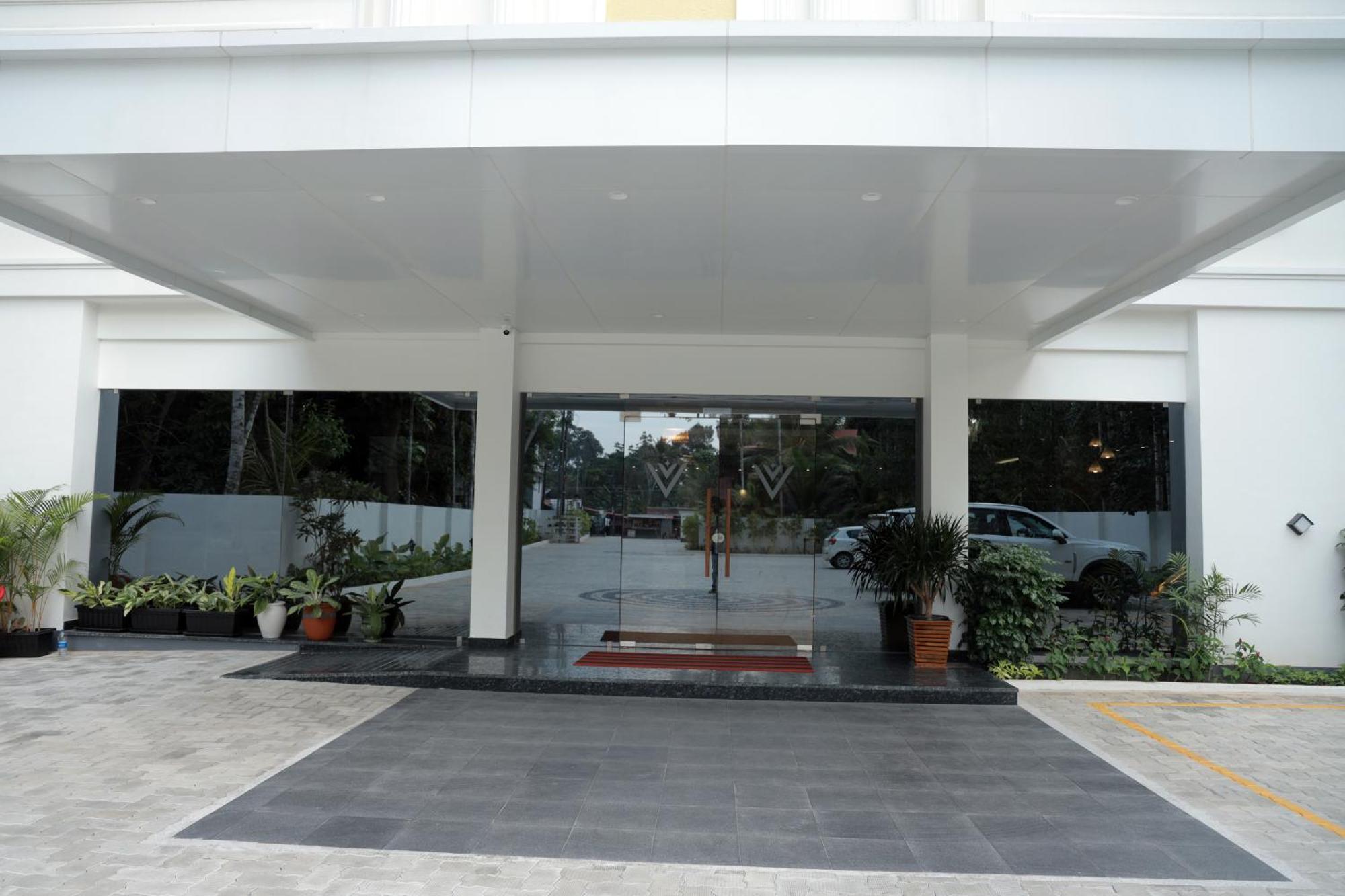 Hotel Viraj Retreat Mundrothuruth Exterior foto